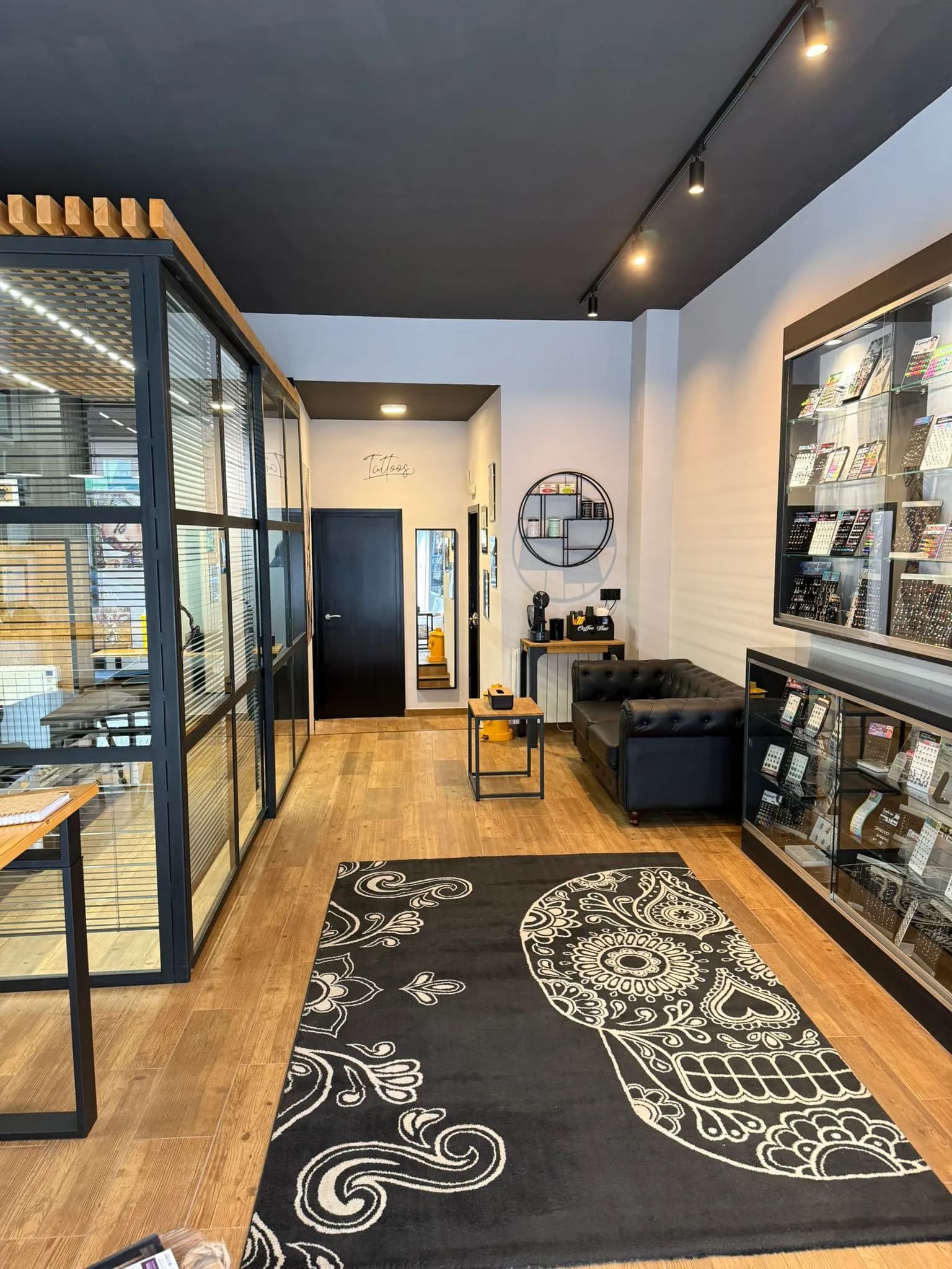 Estación de trabajo de tatuaje